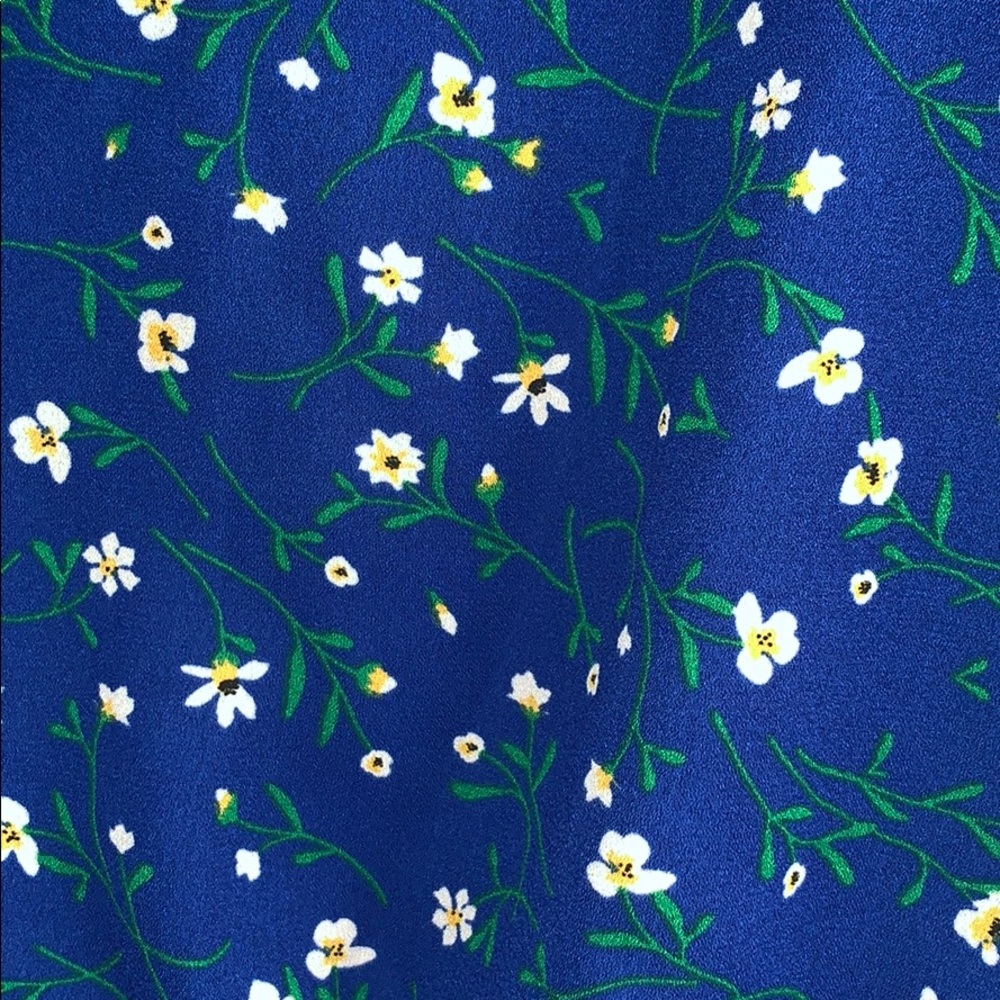 Shirt - Picture 3 of 4